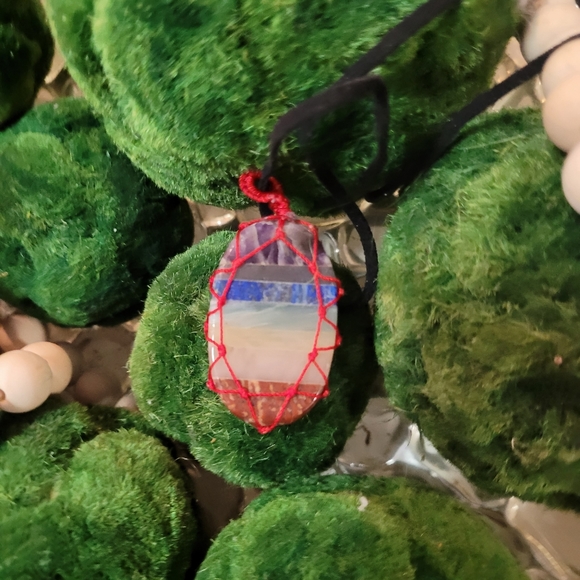 Pendant - Picture 2 of 2